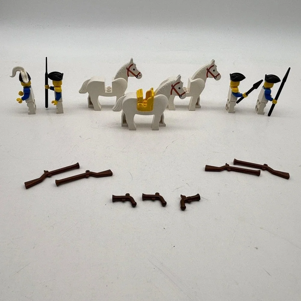 LEGO Pirates Imperial Soldiers Minifigure Horse Lot x5 Vintage Muskets Spears
